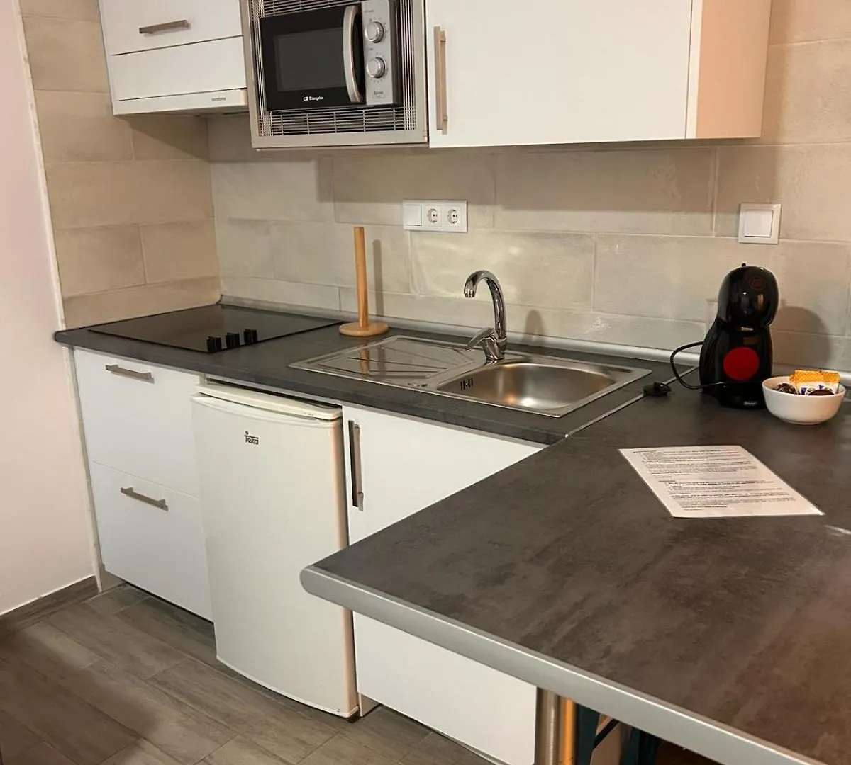 Apartamentos Casa Rosaleda Jerez de la Frontera 0*,  España